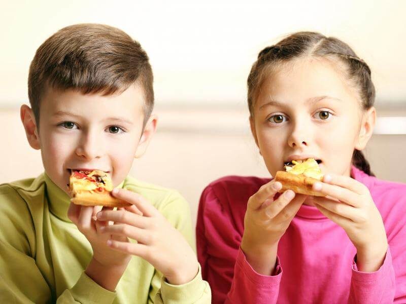 children-eating